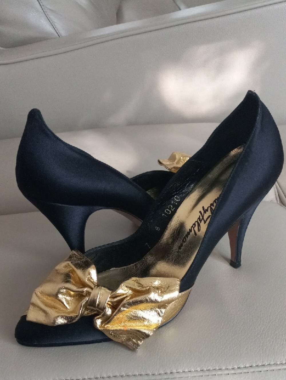 Vintage 1980's  Beverly Feldman Elegant Black Satin Pumps with Gold Bow Size 7M